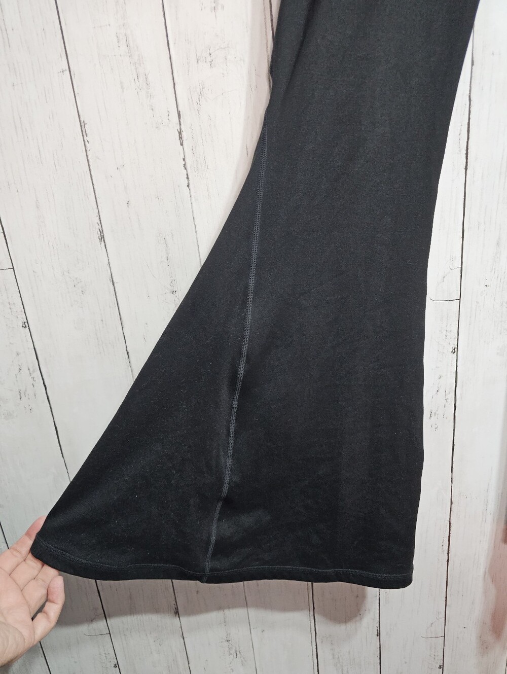 Popflex Women's Black Sculpt Bell Bottom Flare Leggings Pockets Size Large. - Picture 5 of 9